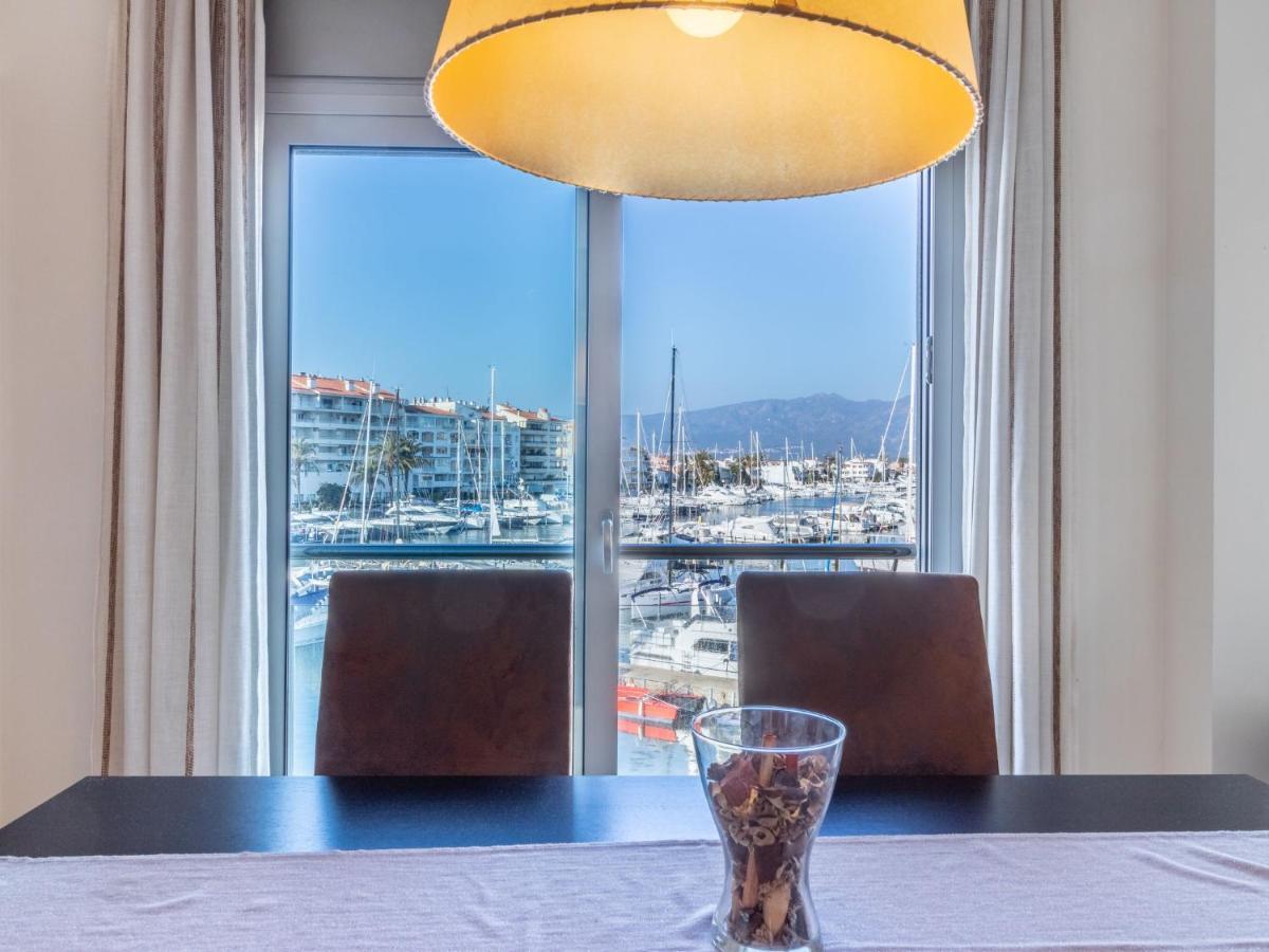 Apartment Del Port-1 By Interhome Емпуриабрава Екстериор снимка