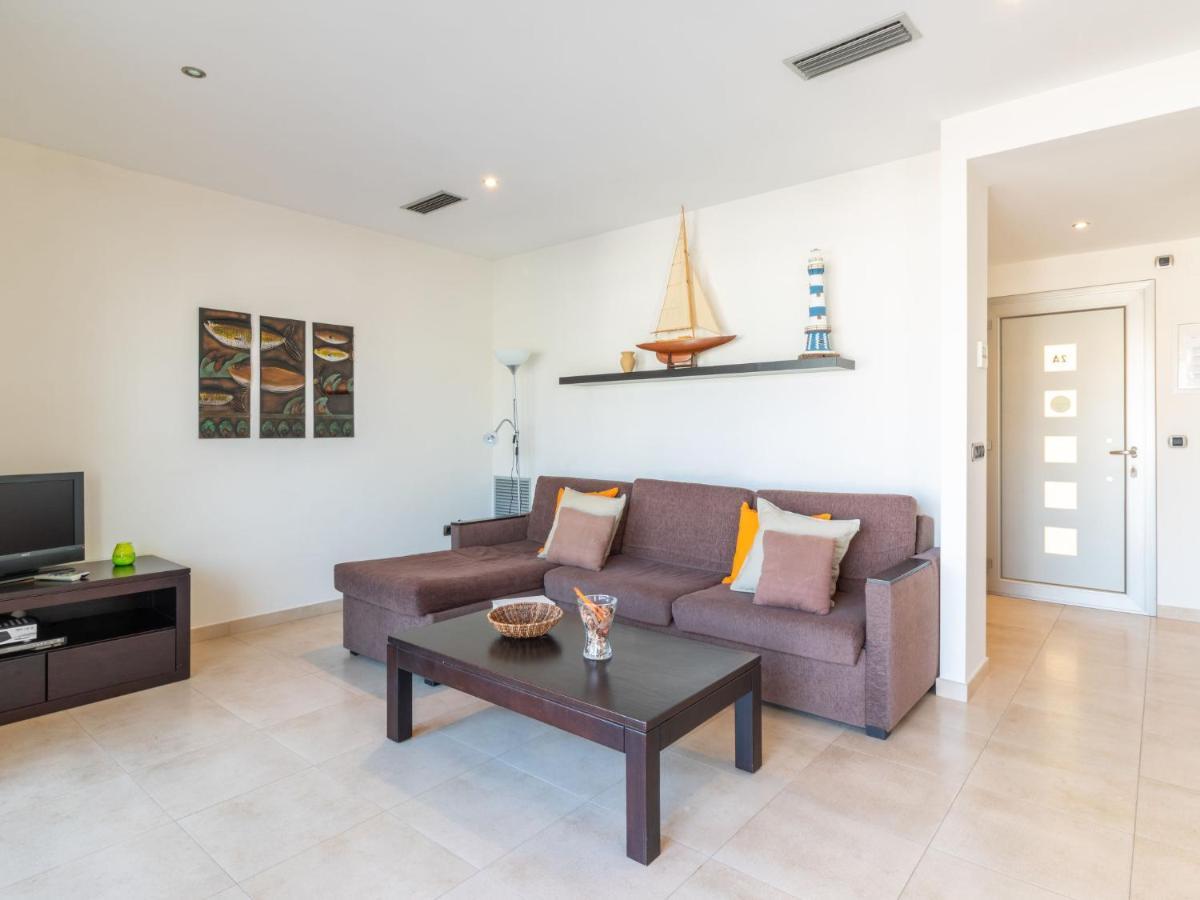 Apartment Del Port-1 By Interhome Емпуриабрава Екстериор снимка