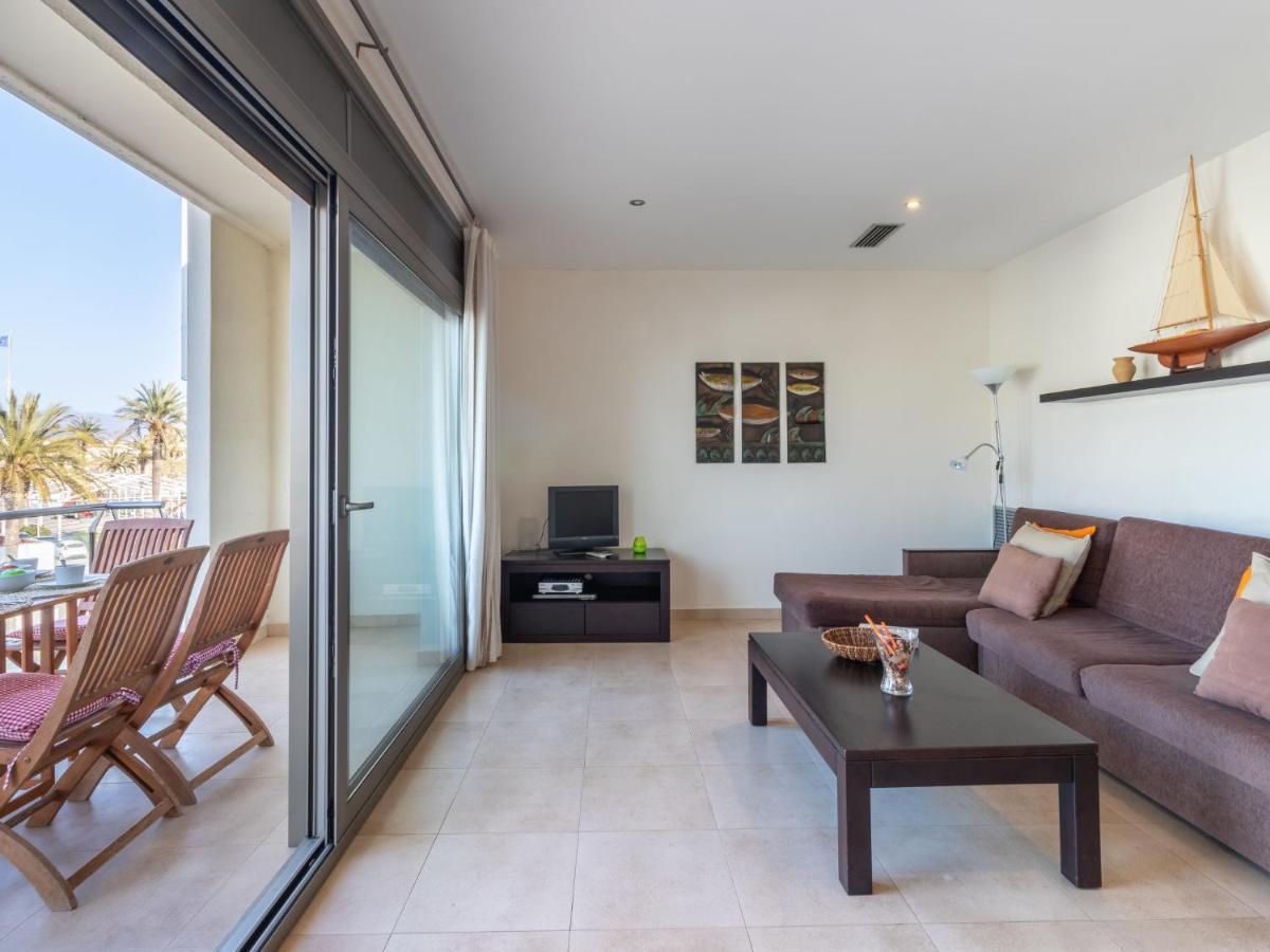 Apartment Del Port-1 By Interhome Емпуриабрава Екстериор снимка