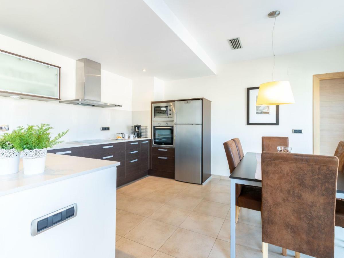 Apartment Del Port-1 By Interhome Емпуриабрава Екстериор снимка